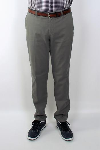 Chino Pertegaz hombre regular color gris oscuro