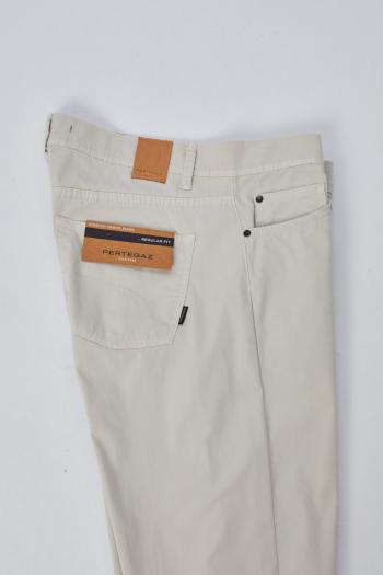 Vaquero Pertegaz hombre regular fit beig