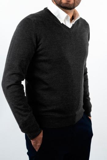 Jersey cuello pico de hombre Pertegaz gris oscuro