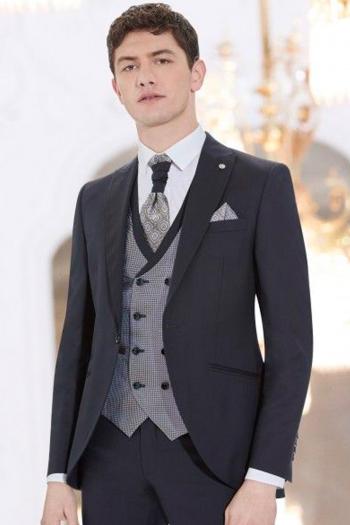Traje de novio Roberto Vicentti